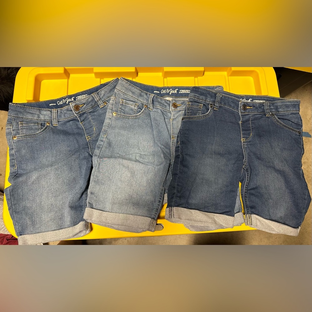 Girls Cat & Jack Jean Bermuda Shorts Size Lg 10/12. 3 pairs. Great Condition